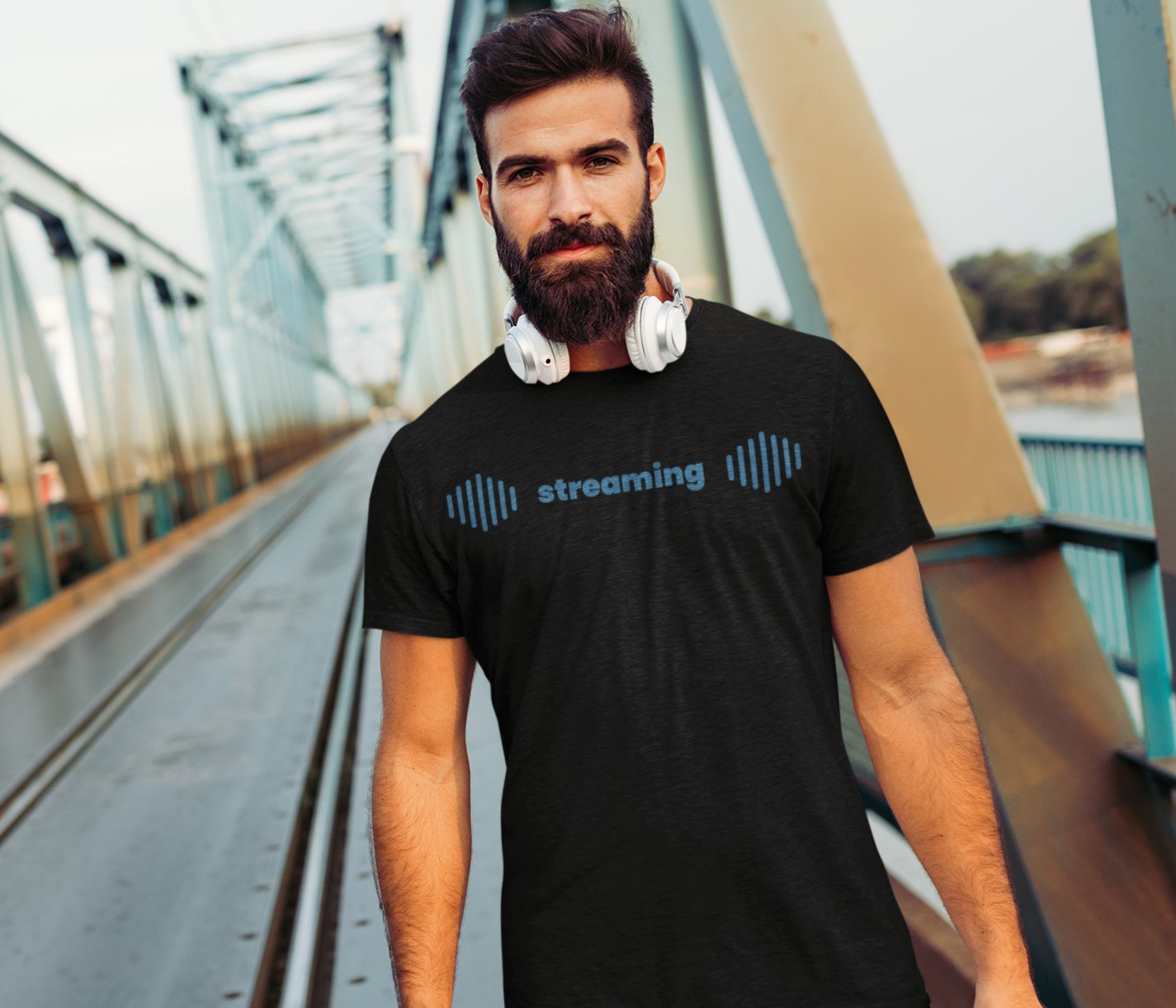 Streaming - Men's New Essential Tee - Threadster World